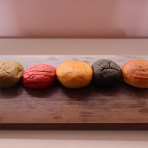 Panes de mini hamburguesa de colores